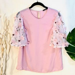 SHEIN Flower Applique Mesh Sleeve Top